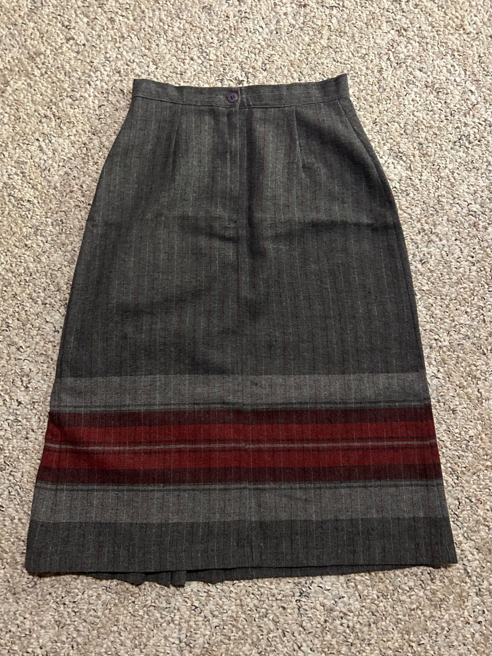 New Vintage Women’s Wool Blend Gray Pencil Skirt - Women’s Size 7